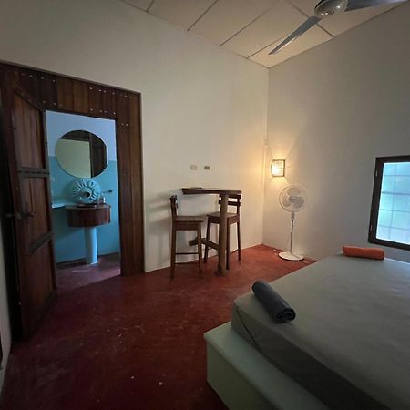Buena Onda Backpackers Otel San Juan del Sur Dış mekan fotoğraf